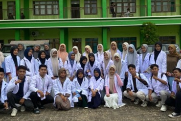 PRODI TADRIS IPA GELAR PERKULIAHAN LUAR KELAS BERBASIS STEM MELALUI PRAKTIKUM FISIKA