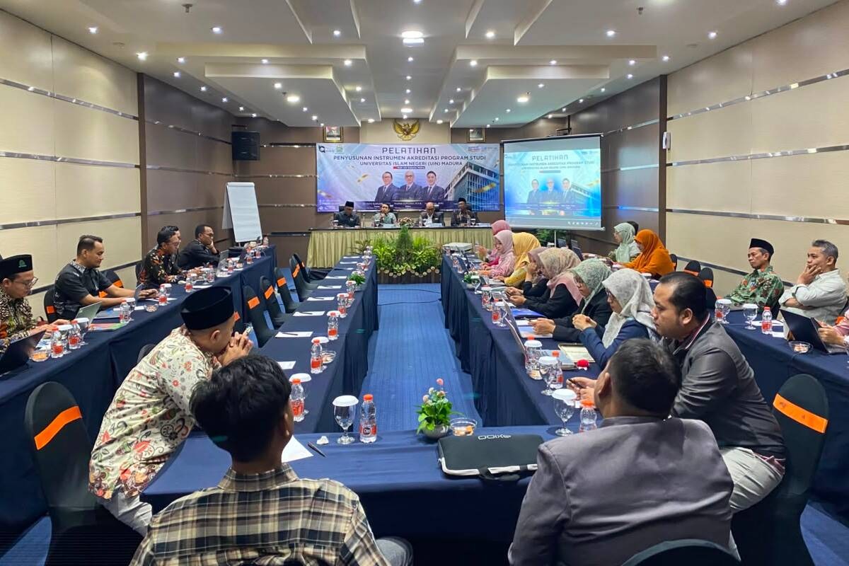 Menuju Program Studi Unggul, Prodi Tadris IPA Menyempurnakan Kurikulum OBE Bersama Best-Q Institute